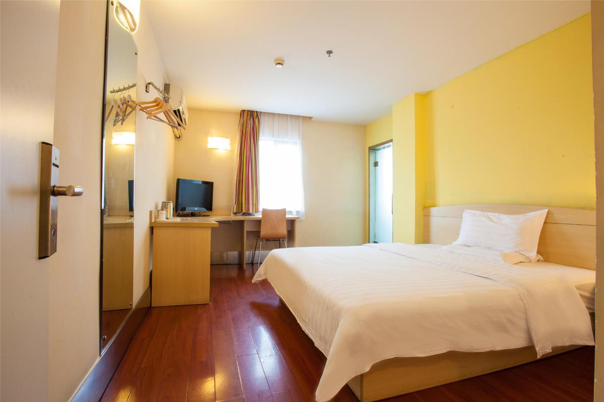 7Days Inn Guangzhou Zhongda North Gate Square Exterior foto